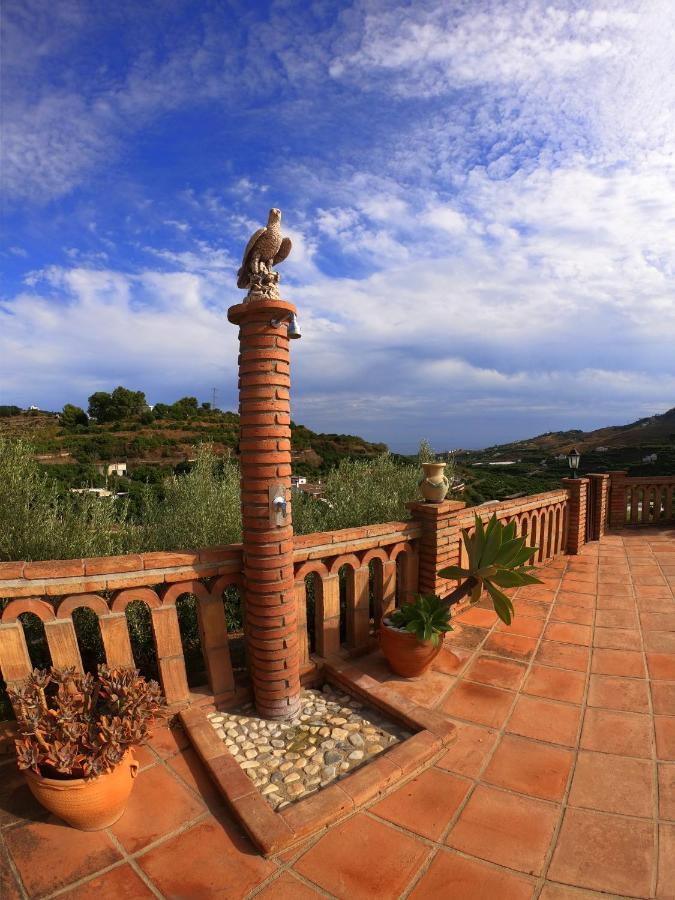 フリヒリアナ Casa La Araucariaヴィラ エクステリア 写真