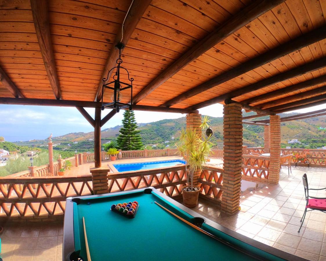 フリヒリアナ Casa La Araucariaヴィラ エクステリア 写真