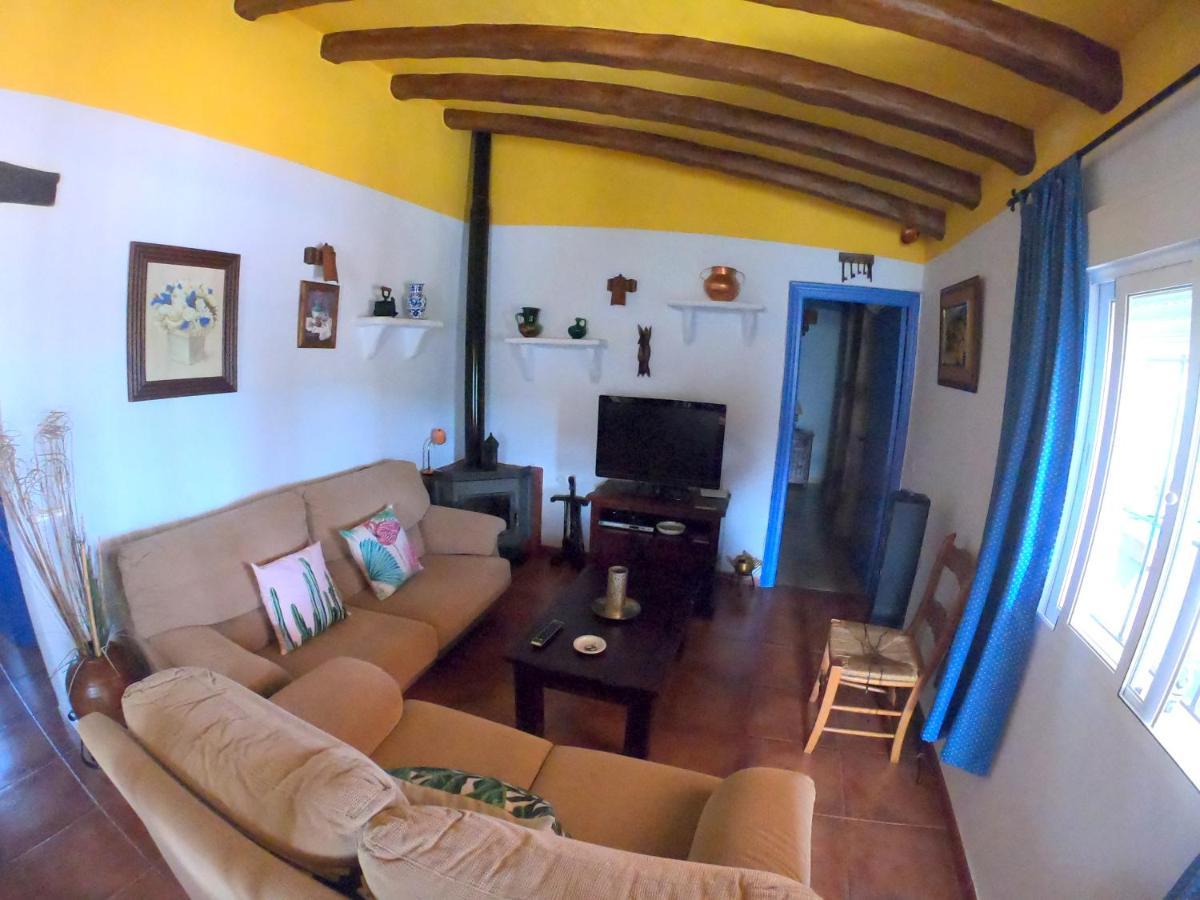 フリヒリアナ Casa La Araucariaヴィラ エクステリア 写真