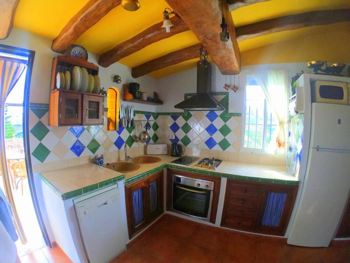 フリヒリアナ Casa La Araucariaヴィラ エクステリア 写真